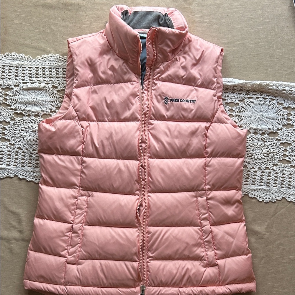 Free Country light peachy/gray down puffer vest💗